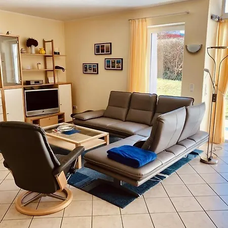 Holiday home Amselweg In